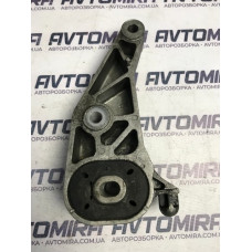 Кронштейн задней опоры двигателя Opel Combo 1.3CDTI 2001-2011 13117089